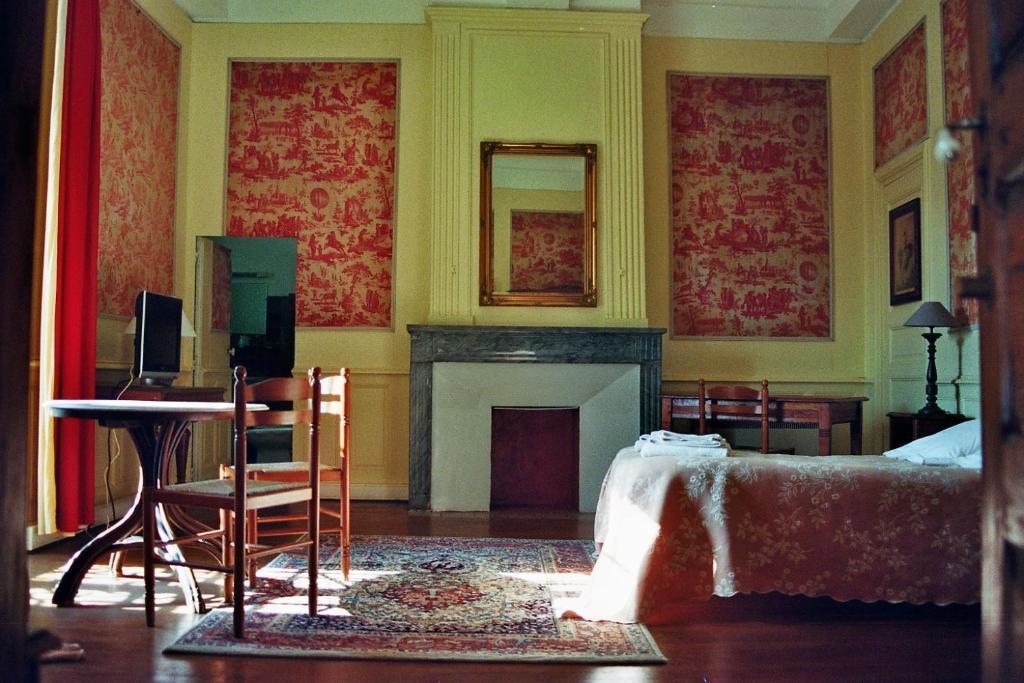 Hotel Du Chateau De Cabrieres Saint-Jean-du-Gard Zimmer foto
